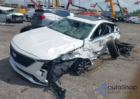 2025 Cadillac Ct5 Sport Rwd z USA, uszkodzony, nr VIN 1G6DU5RK8S0117497